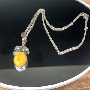 Vtg Sterling Silver 925 Egg Yolk Baltic Amber Pendant Twisted Chain Necklace